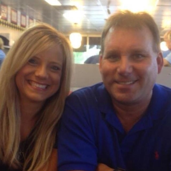 Meet your Posher, Amy - Picture 1 of 1